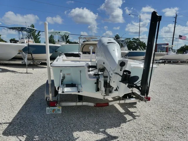 Slide: The Image of Sea Pro 172 Bay 2023 - 4