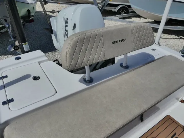 Slide: The Image of Sea Pro 172 Bay 2023 - 7
