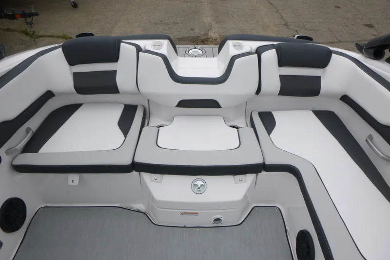 Slide: The Image of Interior seating of 2026 Yamaha Boats AR195, featuring sleek, modern design and comfortable upholstery. - 14