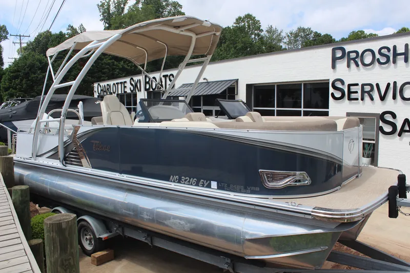 The Image of 2022 Tahoe Pontoon LTZ VRB boat displayed at Charlotte Ski Boats dealership. - 1
