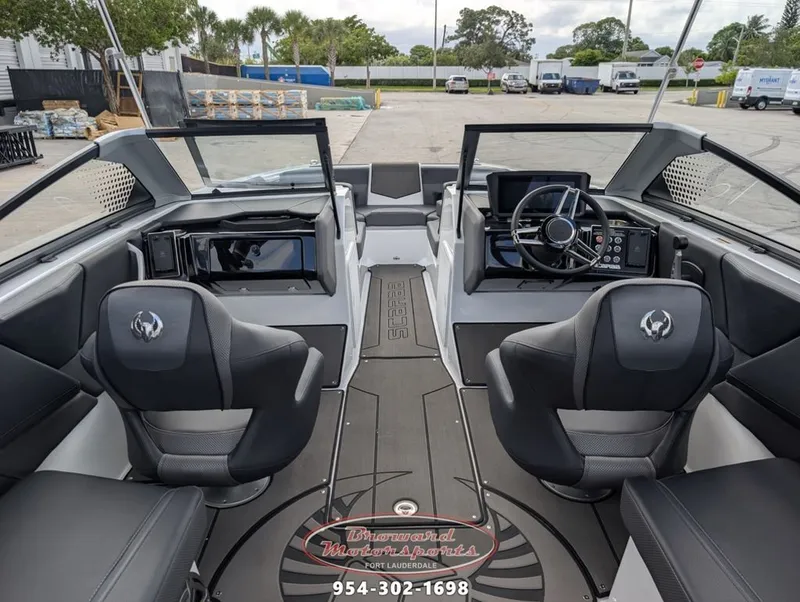 Slide: The Image of Scarab 235 LX Wake 2026 - 21