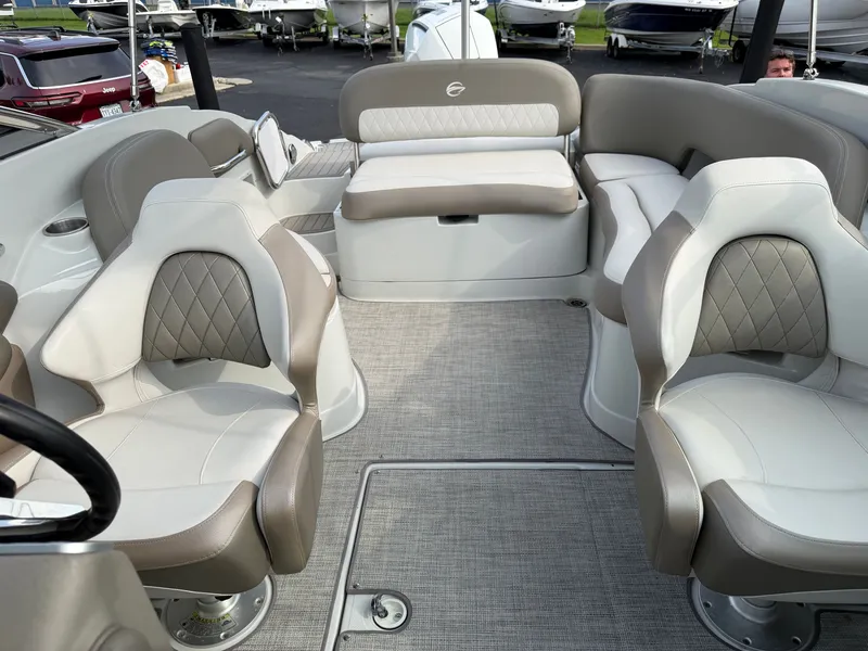 Slide: The Image of Crownline Boats Eclipse E255 XS 2022 - 6