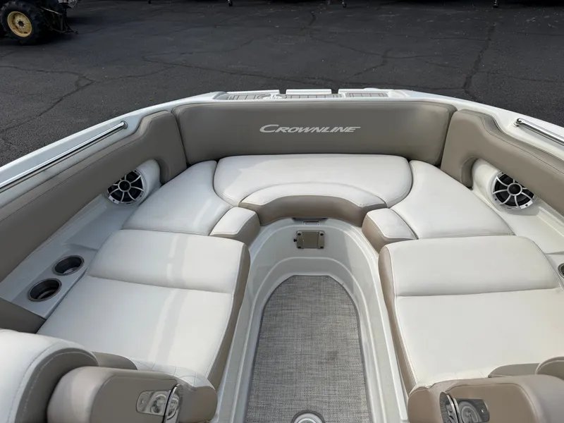 Slide: The Image of Crownline Boats Eclipse E255 XS 2022 - 7