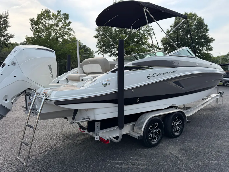 Slide: The Image of Crownline Boats Eclipse E255 XS 2022 - 3