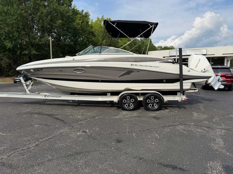Slide: The Image of Crownline Boats Eclipse E255 XS 2022 - 29