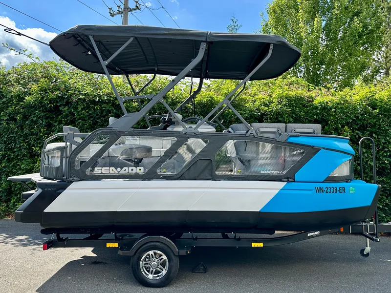 The Image of Sea-Doo Switch Cruise 18 2023 - 1