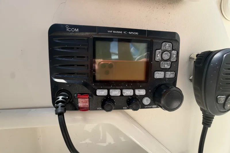 Slide: The Image of Icom VHF Marine IC-M506 radio on 2015 Sea Ray 370 Venture boat. - 21