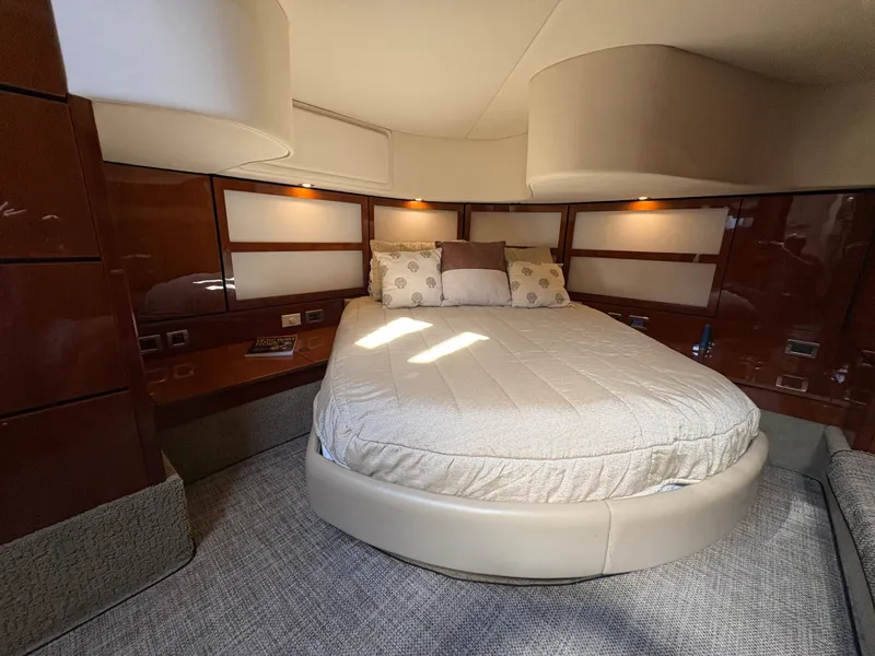 Slide: The Image of Sea Ray 47 Sedan Bridge 2008 - 70