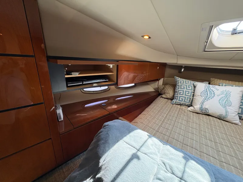 Slide: The Image of Sea Ray 47 Sedan Bridge 2008 - 58