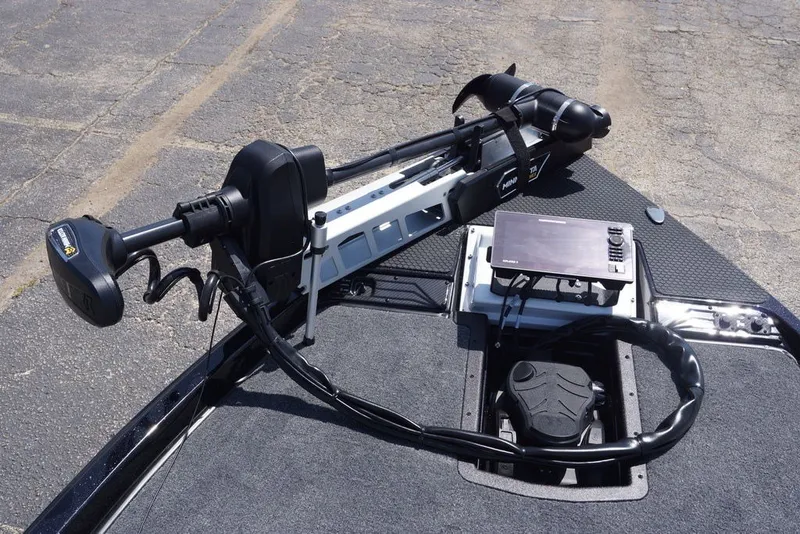 Slide: The Image of Trolling motor and control panel on Phoenix 720 ZXL boat, 2027 model. - 13