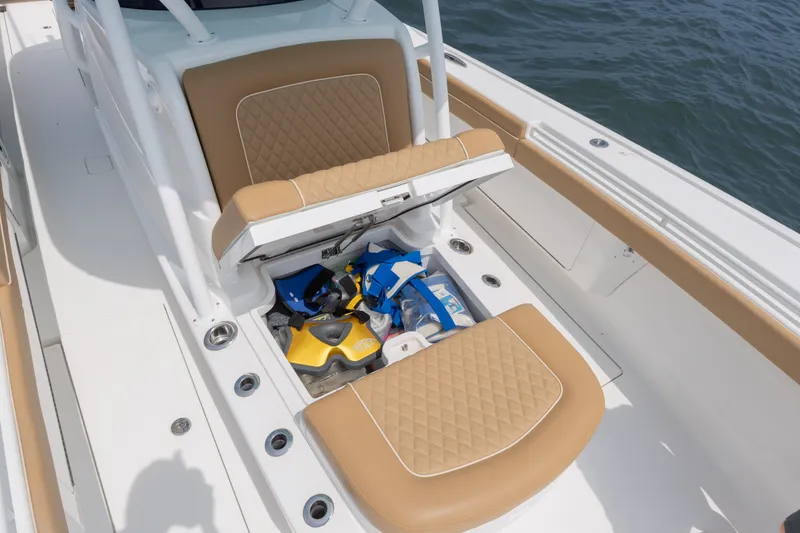 Slide: The Image of Valhalla Boatworks V-37 2022 - 32