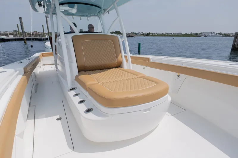 Slide: The Image of Valhalla Boatworks V-37 2022 - 12