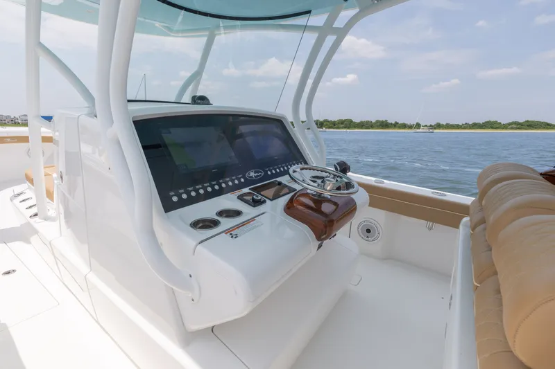 Slide: The Image of Valhalla Boatworks V-37 2022 - 24
