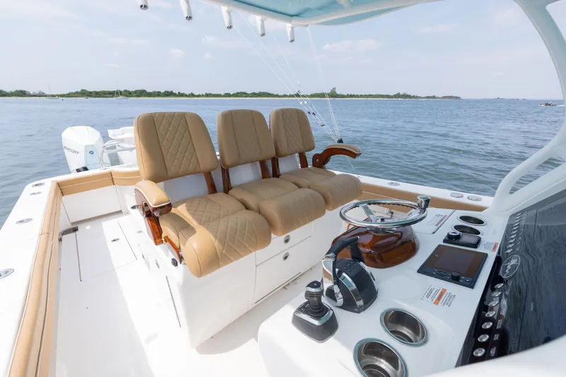 Slide: The Image of Valhalla Boatworks V-37 2022 - 31