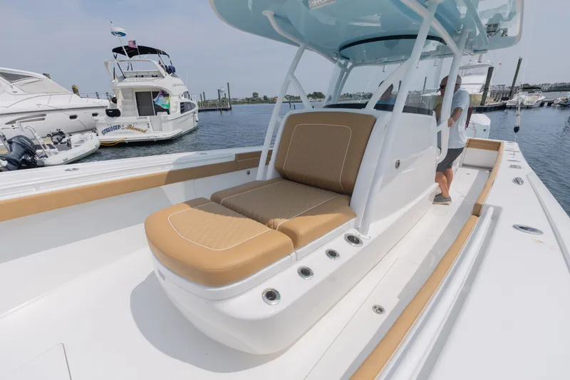 Slide: The Image of Valhalla Boatworks V-37 2022 - 13