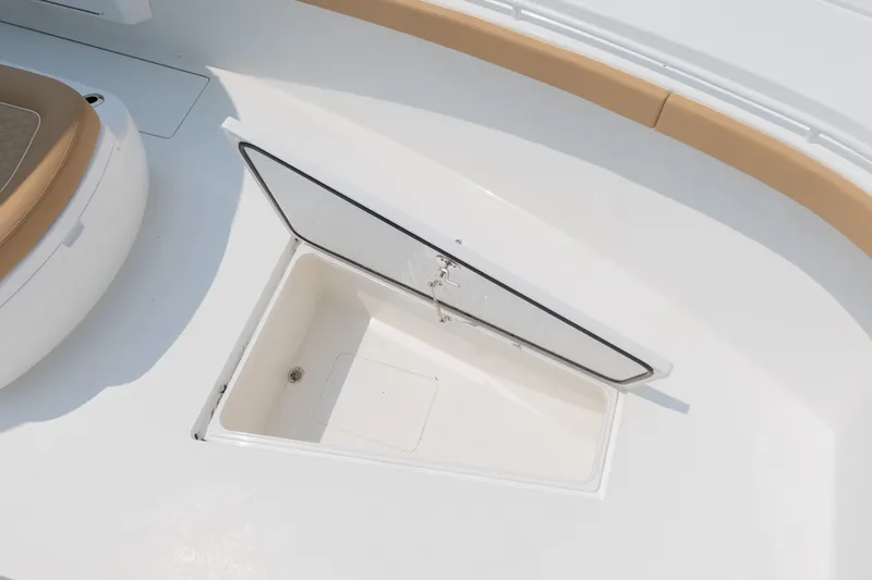 Slide: The Image of Valhalla Boatworks V-37 2022 - 8
