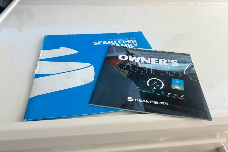 Slide: The Image of Owner's guides for Seakeeper system on Skamander 100 Sorrento 2024 boat. - 183