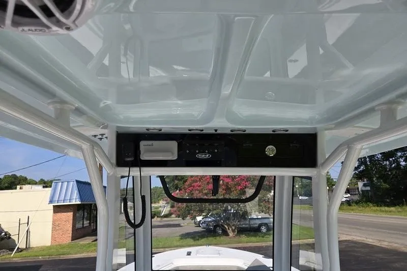 Slide: The Image of Interior view of 2026 Sea Hunt Gamefish 25 boat's helm station with electronics. - 18
