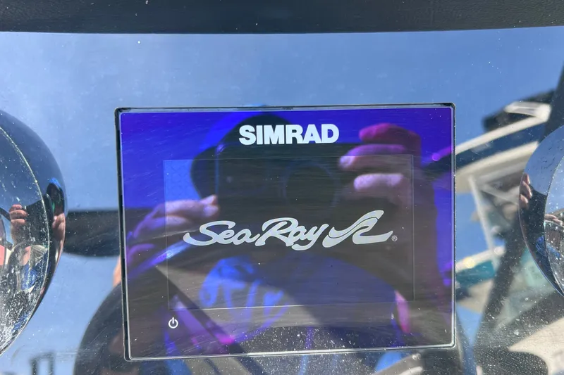 Slide: The Image of Simrad display on 2022 Sea Ray SPX 210 Outboard boat dashboard. - 33