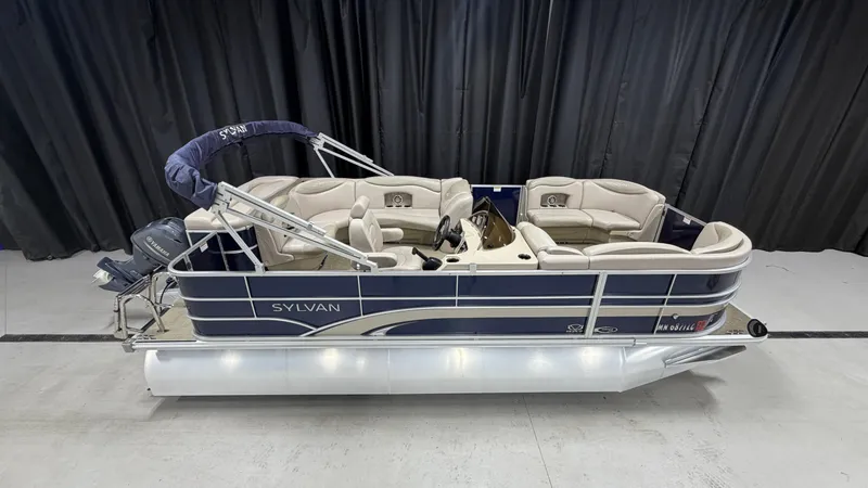 Slide: The Image of Sylvan Mirage 8520 2014 - 1