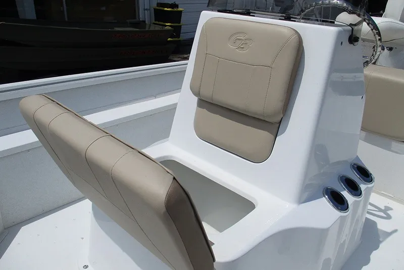Slide: The Image of 2026 G3 Bay 17 boat seat with storage and cup holders. - 19