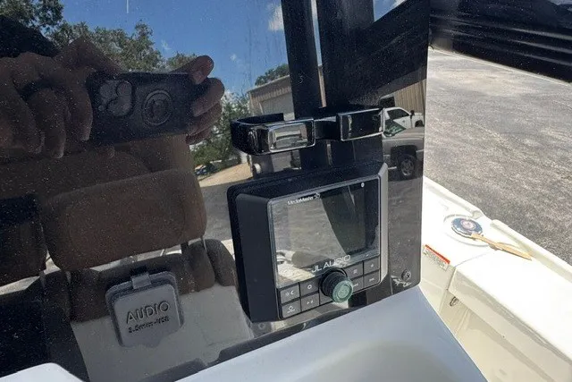 Slide: The Image of Console of 2019 Sea Hunt BX22BR boat with JL Audio system. - 13