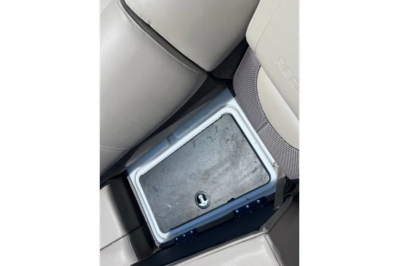 Slide: The Image of Built-in cooler under seat of 2020 Regency 250 DL3 boat. - 25