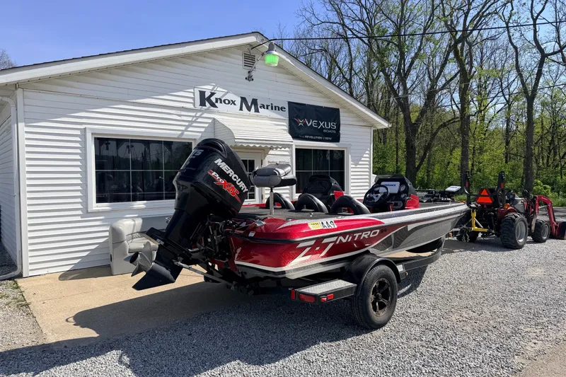 Slide: The Image of 2015 Nitro Z-7 boat parked outside Knox Marine dealership. - 2
