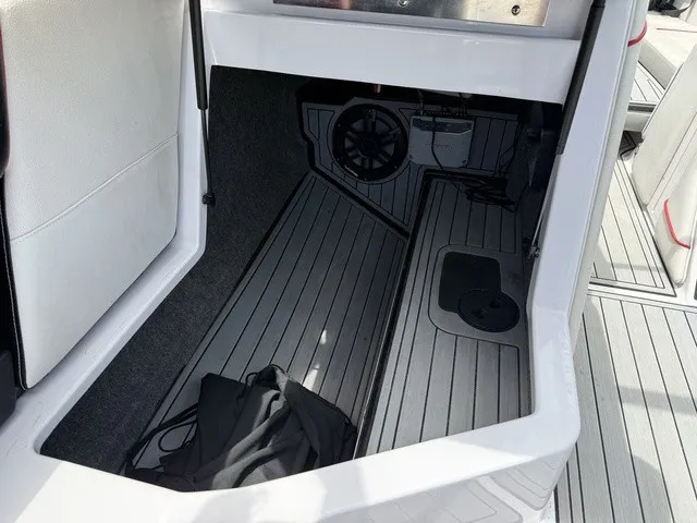 Slide: The Image of Nautique G25 2013 - 13