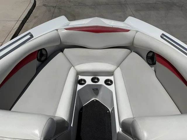 Slide: The Image of Tigé RZ2 2008 - 10