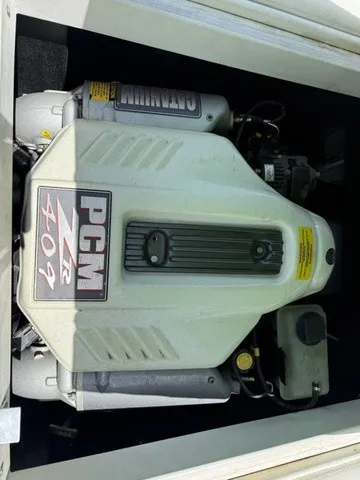Slide: The Image of Tigé RZ4 2013 - 14