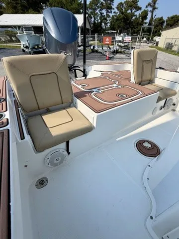 Slide: The Image of Sea Hunt BX 25 BR 2017 - 10