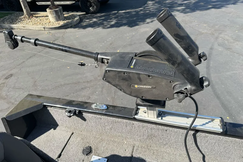 Slide: The Image of Fishing equipment on a 2021 Tracker Pro Guide V-175 Combo boat. - 20