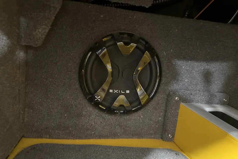 Slide: The Image of Exile audio speaker in 2016 Moomba Mondo boat interior. - 22