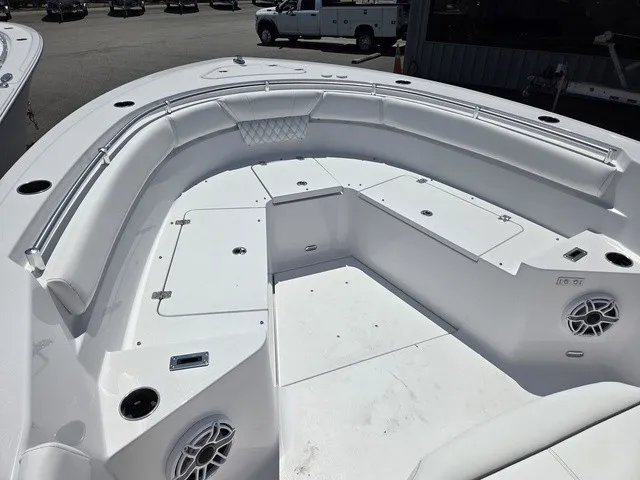 Slide: The Image of Sportsman Heritage 261 Center Console 2027 - 5
