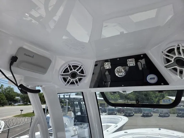 Slide: The Image of Sportsman Heritage 261 Center Console 2027 - 13