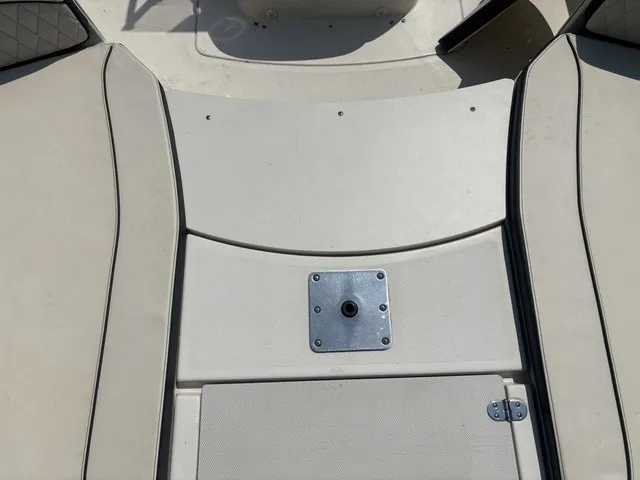 Slide: The Image of Stingray 206CC W/ Suzuki 150 HP - 4-Stroke Engine 2017 - 57
