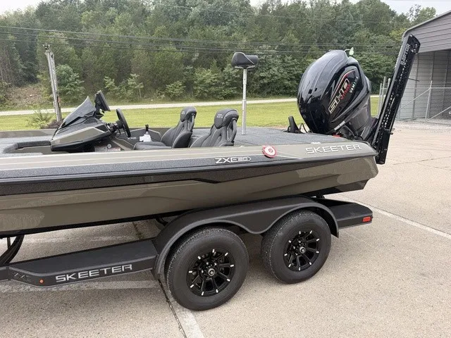 Slide: The Image of Skeeter ZXE20 2027 - 14