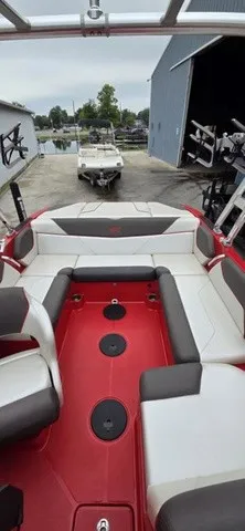 Slide: The Image of MasterCraft NXT20 2016 - 3
