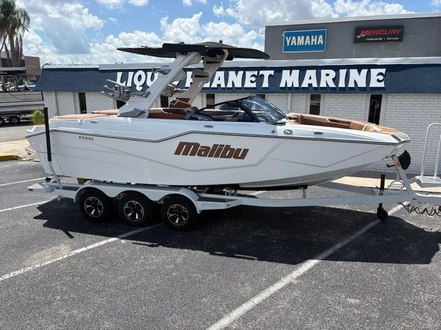The Image of Malibu M230 2027 - 1