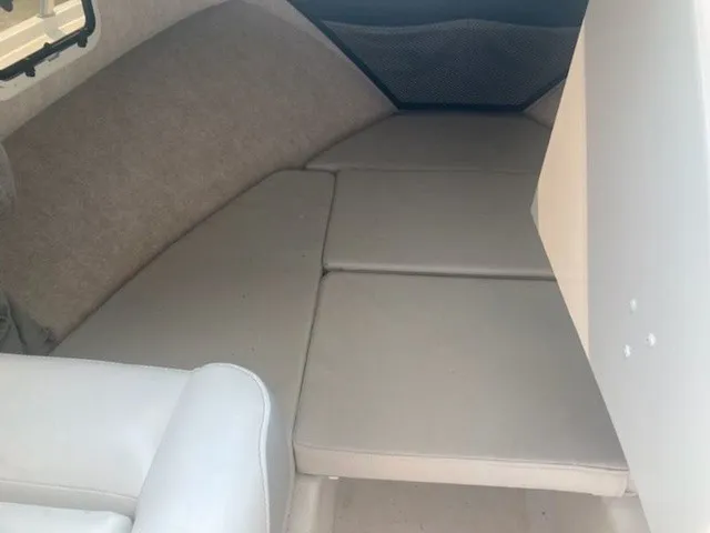 Slide: The Image of Parker Marine 2120 Sport Cabin 2025 - 4
