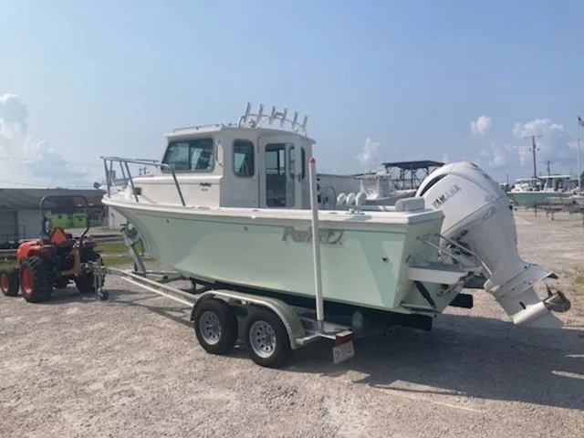 Slide: The Image of Parker Marine 2120 Sport Cabin 2025 - 7