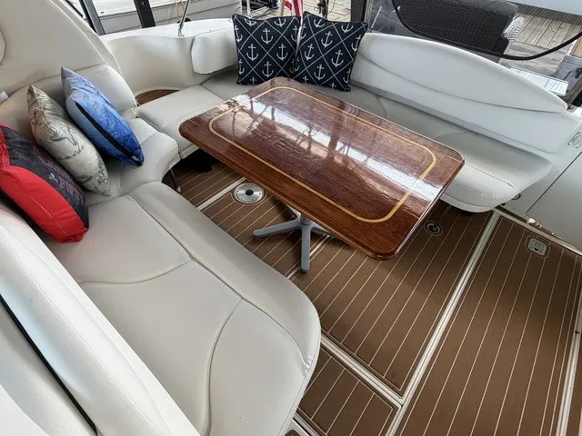 Slide: The Image of Sea Ray 380 Sundancer 1999 - 4