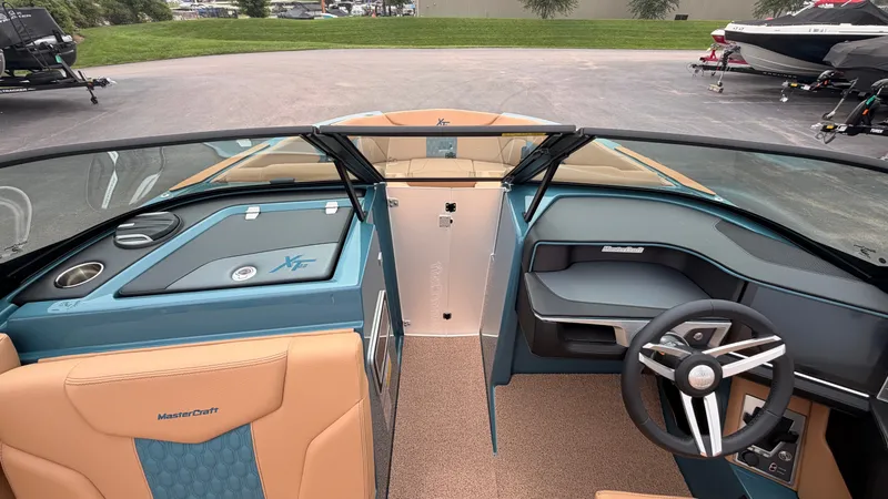 Slide: The Image of MasterCraft XT22 2027 - 64