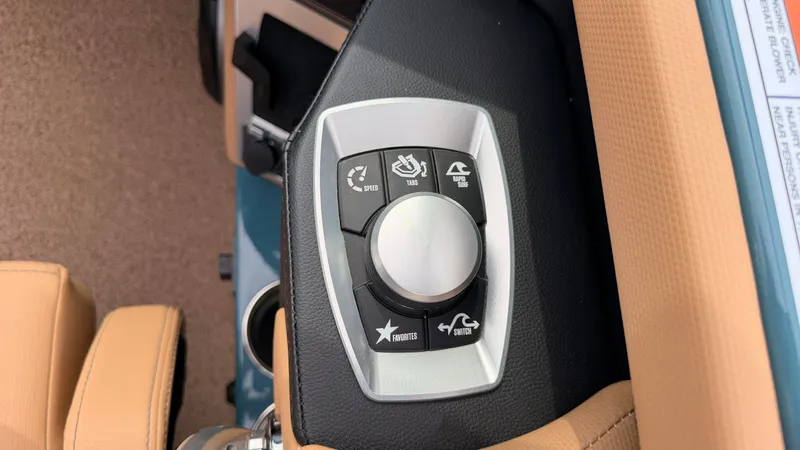 Slide: The Image of MasterCraft XT22 2027 - 55