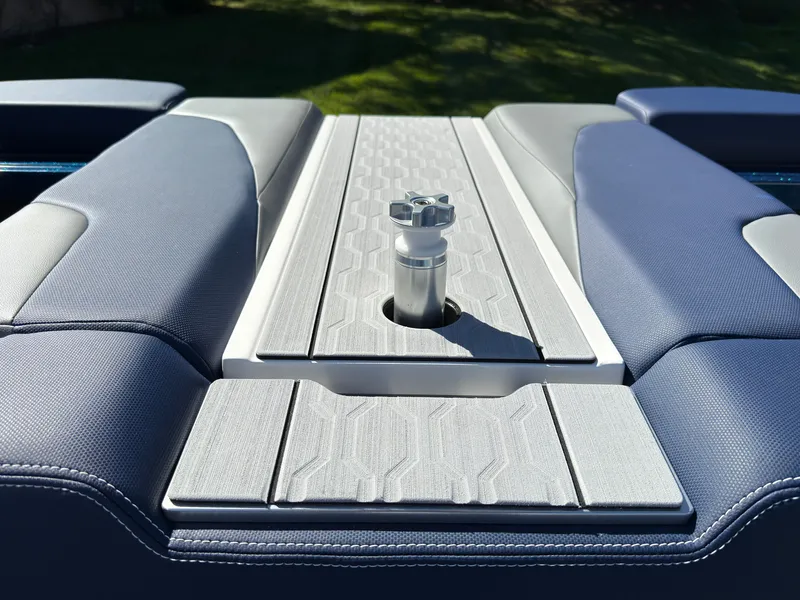 Slide: The Image of MasterCraft XT22 2027 - 68