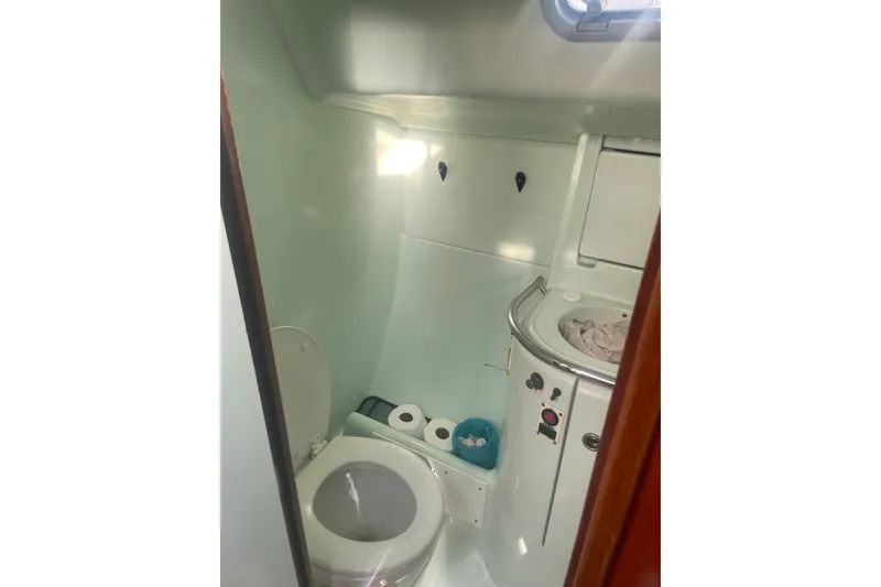 Slide: The Image of Beneteau Oceanis 400 1993 - 16