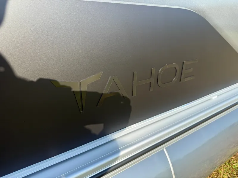 Slide: The Image of Tahoe Sport VRB 2180 Swingback & 4-Stroke $31995 2027 - 39
