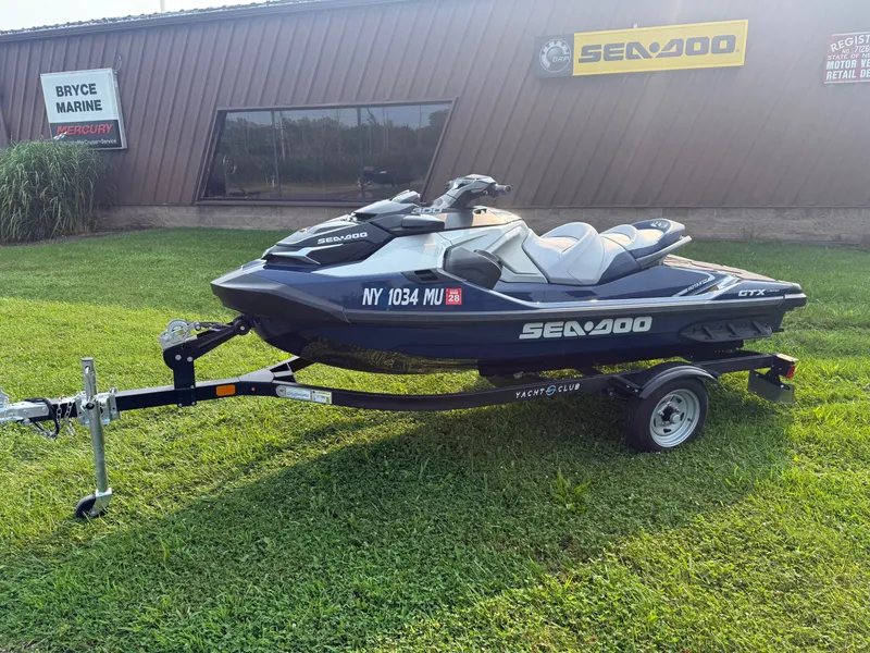 The Image of Sea-Doo GTX Limited 300 2023 - 1