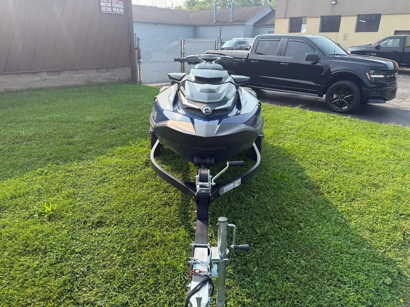 Slide: The Image of Sea-Doo GTX Limited 300 2023 - 2